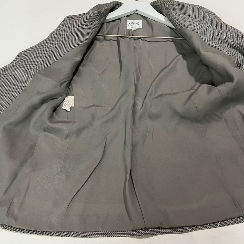 ARMANI COLLEZIONI Single Button Blazer - Picture 11 of 14
